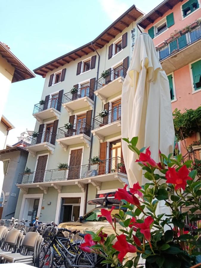 Casa Nataly Bed & Breakfast Torbole Sul Garda Exterior photo